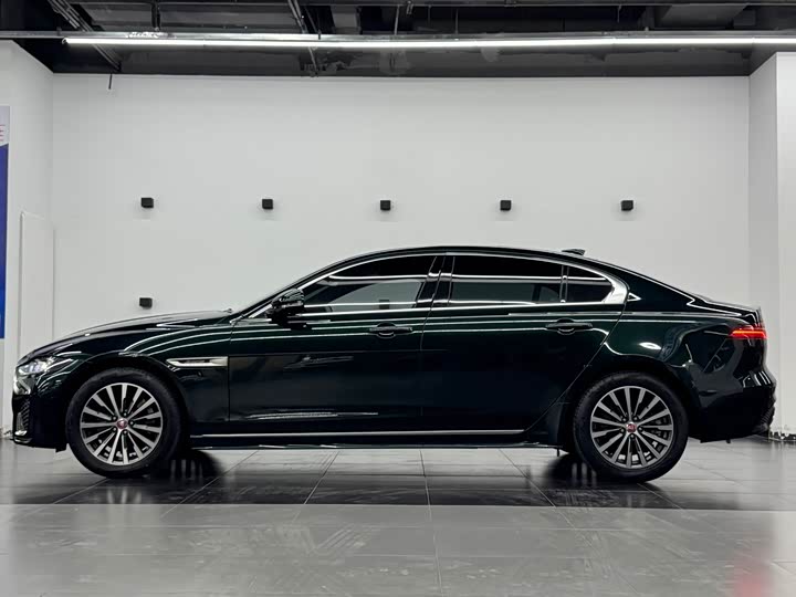 Jaguar XEL — фото 12