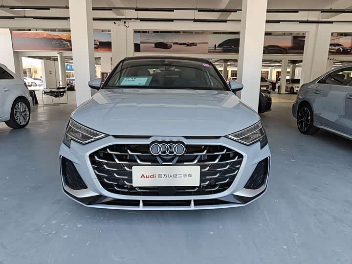Audi A3 2025 Sportback 35 TFSI — фото 1