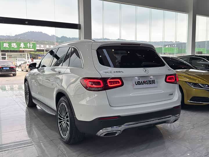 Mercedes-Benz GLC 2022 GLC 260 L 4 MATIC — фото 6
