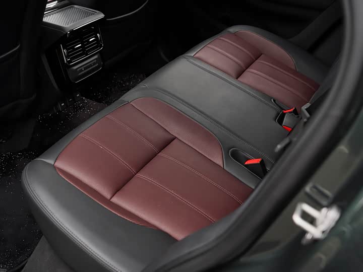 Land Rover Range Rover Evoque — фото 32