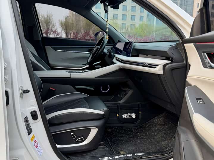 Changan CS75 PLUS 2023 1.5 T AT — фото 12