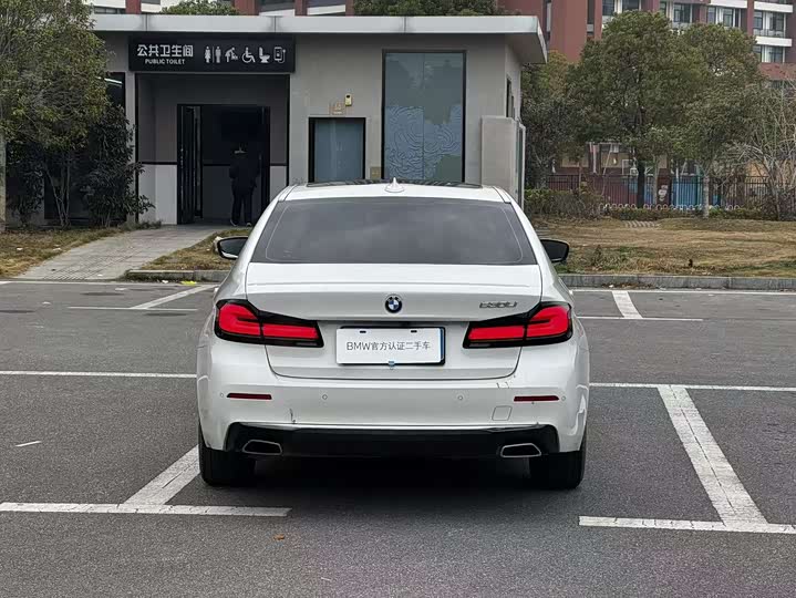 BMW 5-Series 2023 530 Li Leading — фото 6