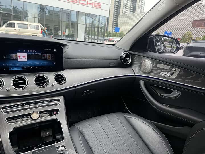 Mercedes-Benz E-Class 2021 E 300 L Luxury — фото 14