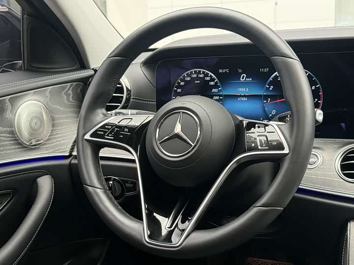 Mercedes-Benz E-Class 2021 E 300 L Luxury — фото 11