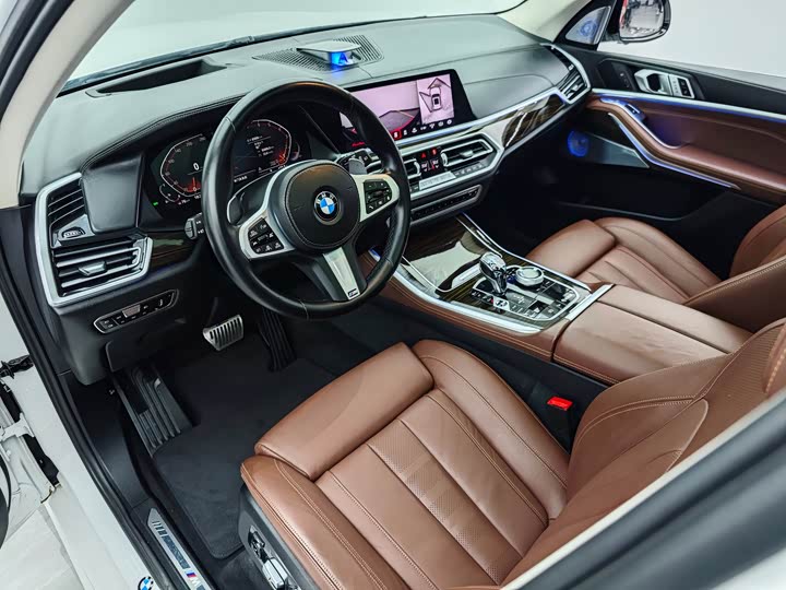 BMW X5 2019 x Drive 40i M — фото 9