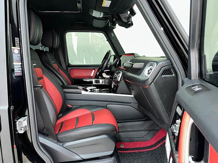 Mercedes-Benz G-Class 2019 AMG G 63 — фото 11