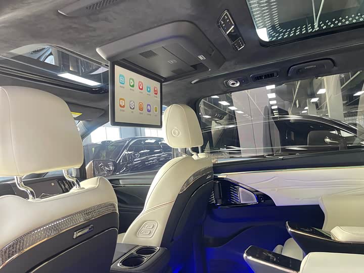Trumpchi M8 2023 — фото 10