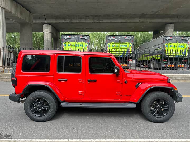 Jeep Wrangler — фото 4