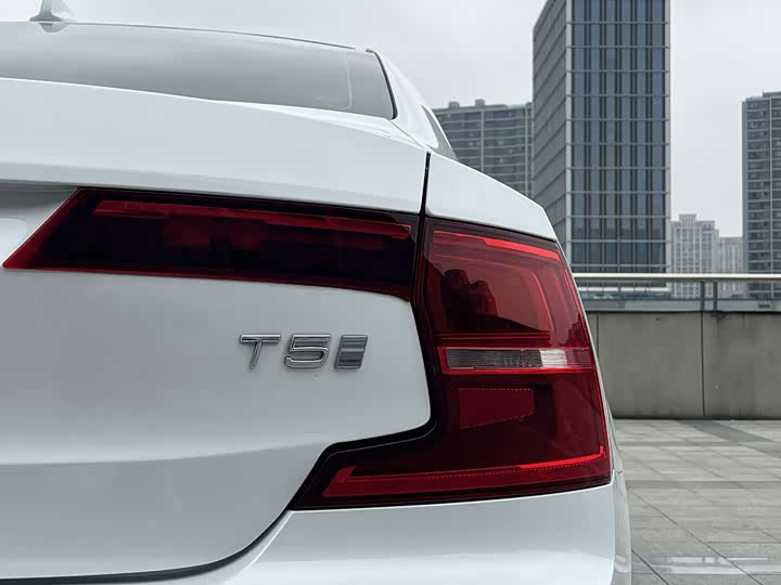 Volvo S90 2020 T 5 — фото 21