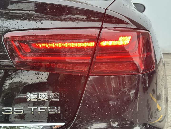 Audi A6L 2018 30 35 TFSI — фото 19
