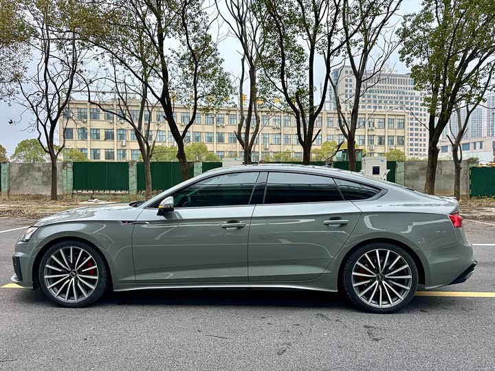 Audi A5 2021 Sportback 40 TFSI quattro — фото 4