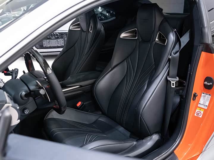 Lexus RC 2015 F 5.0 L — фото 13