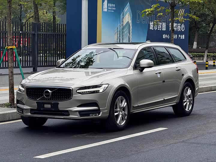 Volvo V90 2019 Cross Country T 5 AWD VI — фото 1