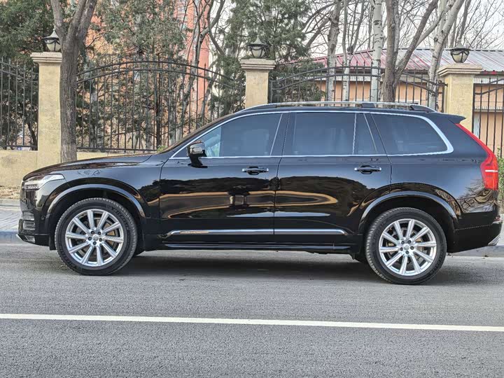 Volvo XC90 2015 T 6 7 — фото 2