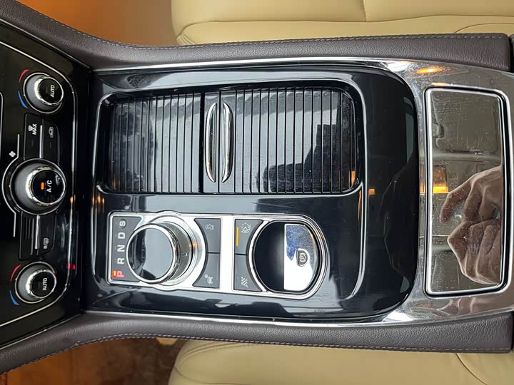 Jaguar XJ 2015 XJL 3.0 SC 2 WD — фото 18