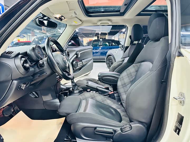 MINI Hatch — фото 16