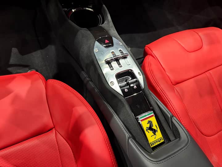 Ferrari SF90 2020 3.9 T V 8 Stradale — фото 10