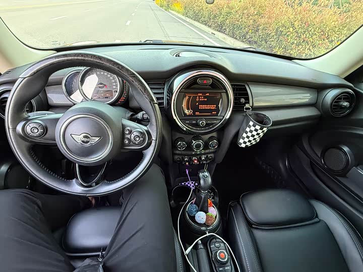 MINI Hatch — фото 11