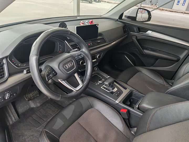 Audi Q5L 2018 45 TFSI VI — фото 6