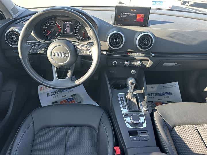 Audi A3 2019 Sportback 35 TFSI VI — фото 6