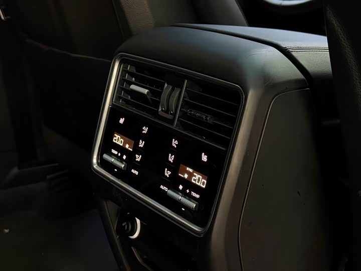 Porsche Cayenne 2019 Cayenne Turbo Coupé 4.0 T — фото 9