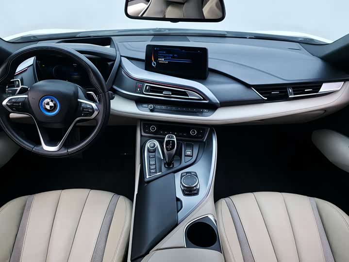 BMW i8 2014 Standard — фото 27