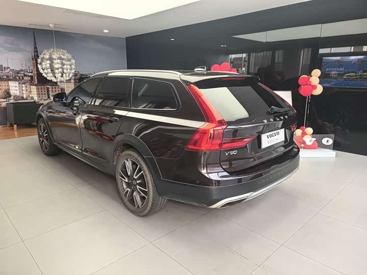 Volvo V90 2019 Cross Country T 5 AWD V — фото 18