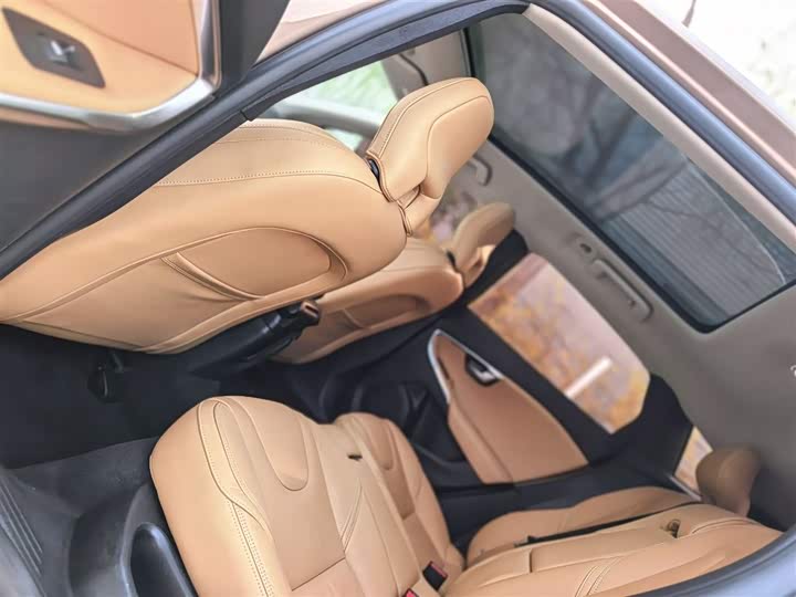 Volvo V40 2017 T 3 — фото 13