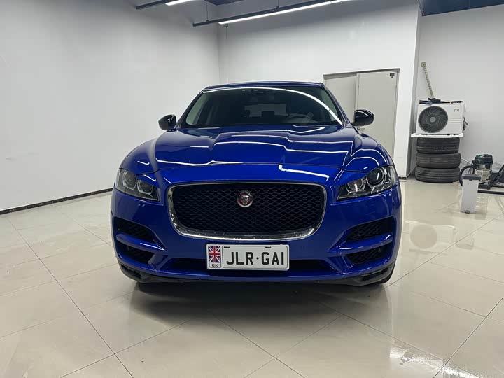 Jaguar F-PACE 2018 2.0 T 4 WDR-Sport — фото 2