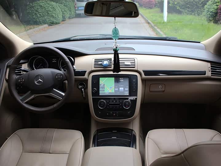 Mercedes-Benz R-Class 2015 R 320 4 MATIC Luxury — фото 12