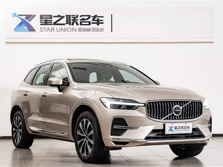 Volvo XC60 2025 B 5 4 WD — фото 5