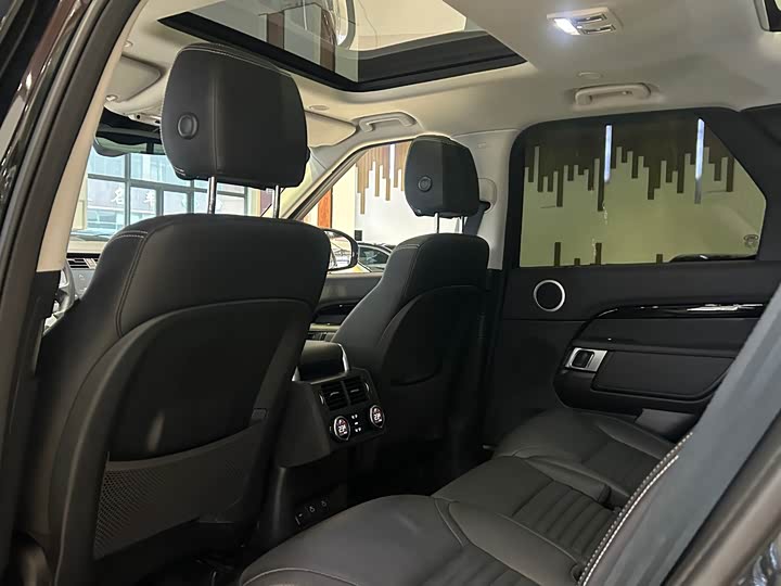 Land Rover Discovery — фото 17