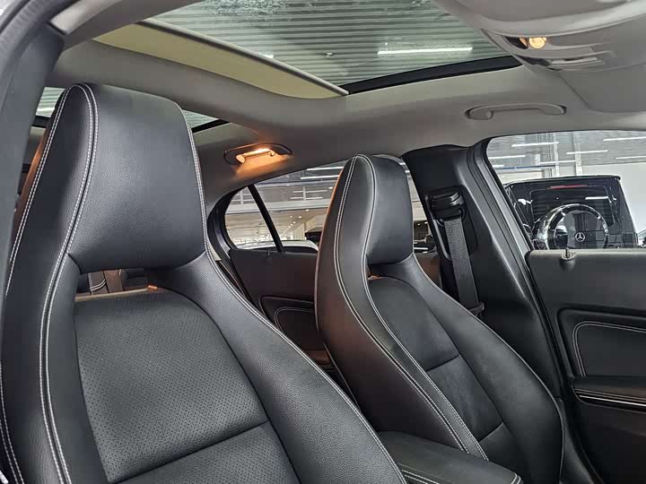 Mercedes-Benz GLA 2015 GLA 220 4 MATIC — фото 10