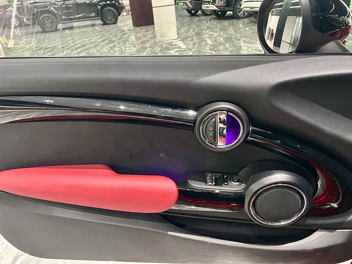 MINI Hatch — фото 18