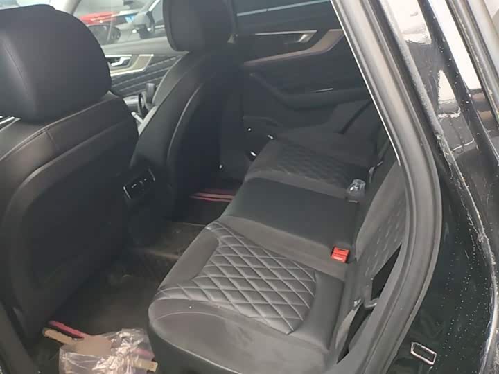 Hongqi HS5 2019 2.0 T 4 WD — фото 17