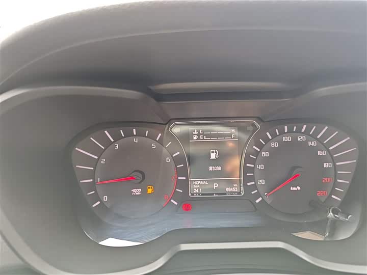Trumpchi GS4 2017 235 T AT 2 WD — фото 12
