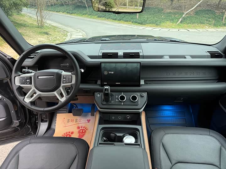 Land Rover Defender — фото 6