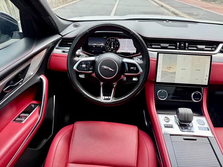 Jaguar F-PACE 2021 250 PS R-Dynamic S — фото 27