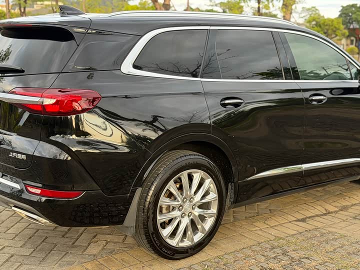 Buick Enclave — фото 11