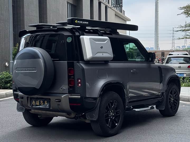 Land Rover Defender — фото 6