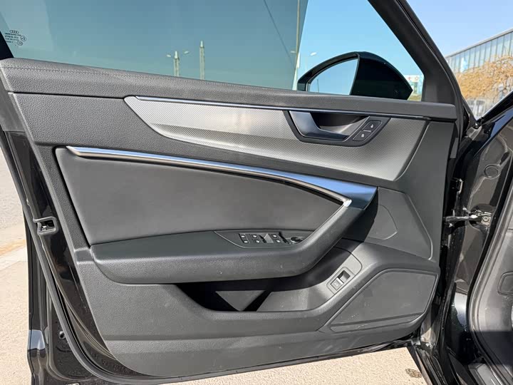 Audi A6L 2022 45 TFSI — фото 10