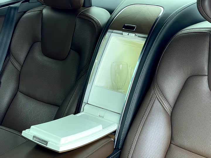 Volvo S90 Hybrid 2019 T 8 E Hybrid 3 VI — фото 9