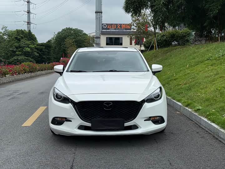 Mazda 3 2017 2.0 L ATLuxury V — фото 2