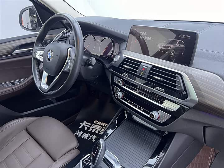BMW X3 2019 x Drive 28i — фото 23