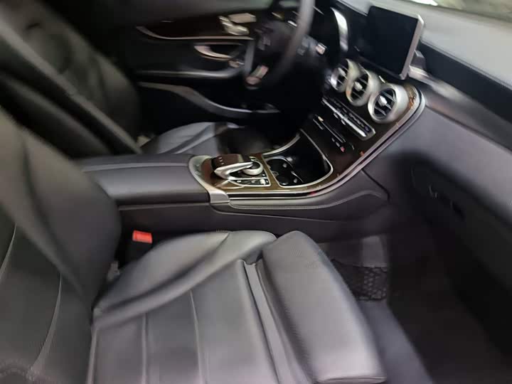Mercedes-Benz GLC 260 4MATIC люкс — фото 2