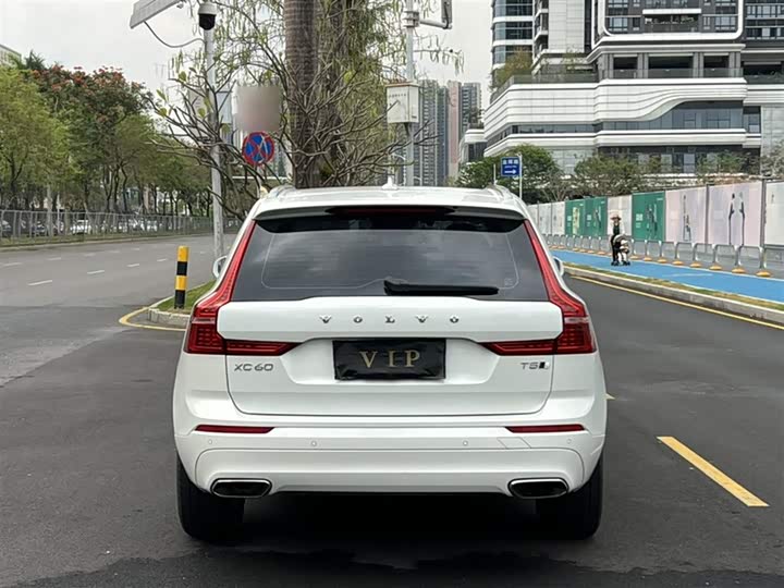 Volvo XC60 2019 T 5 4 WD VI — фото 11