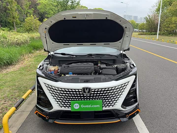 Changan UNI-T 2022 1.5 T Premium — фото 17