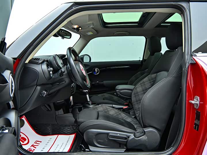 MINI Hatch — фото 11