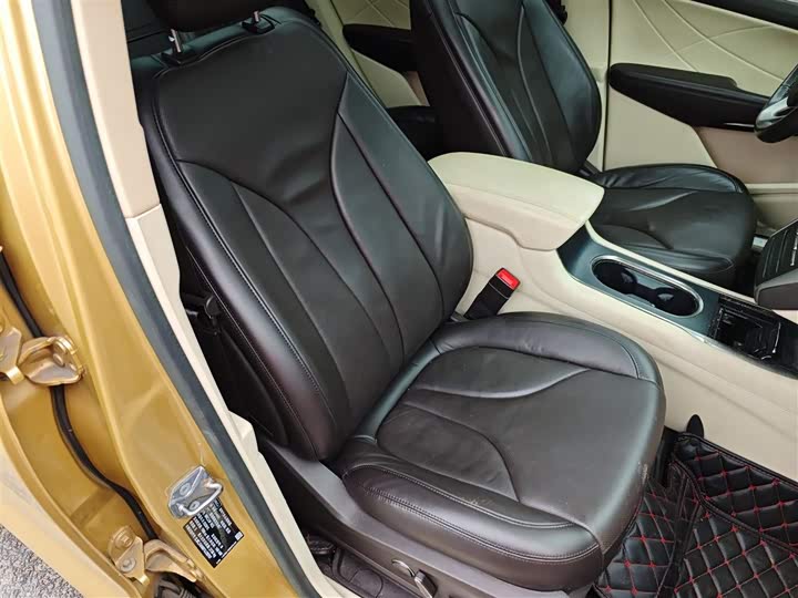Lincoln MKC 2014 2.0 T 2 WD — фото 25