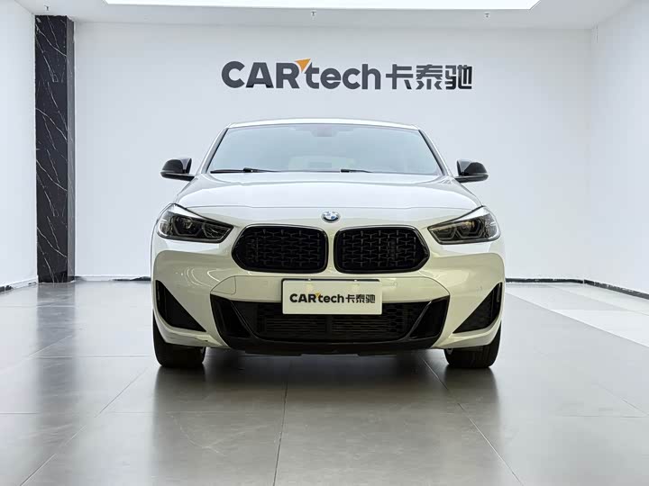 BMW X2 2021 s Drive 25i Leading M — фото 2